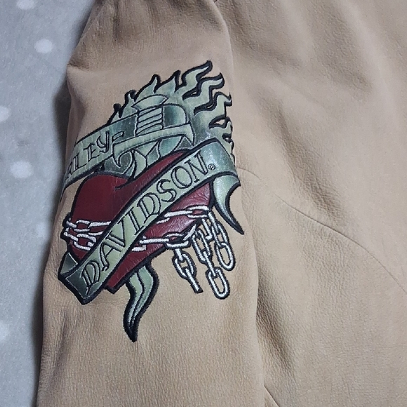 Harley-Davidson Beige Jacket with Red Interior - Picture 3 of 4